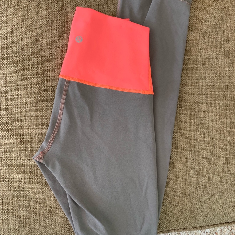 LULULEMON LEGGINGS